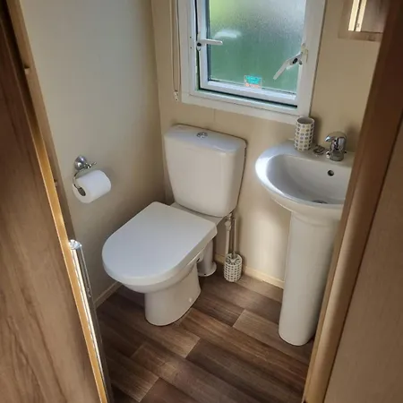 Newquay Bay Porth Caravan - 6 Berth *