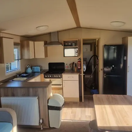 Newquay Bay Porth Caravan - 6 Berth Campsite Newquay (Cornwall)
